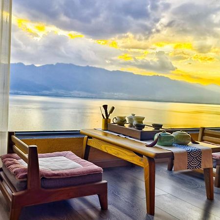 Super Invincible All Seaview Villa ต้าหลี่ ภายนอก รูปภาพ