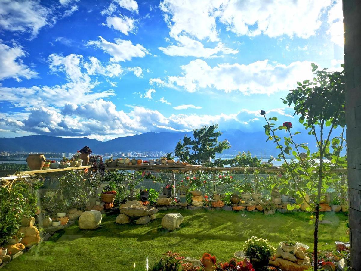 Super Invincible All Seaview Villa ต้าหลี่ ภายนอก รูปภาพ