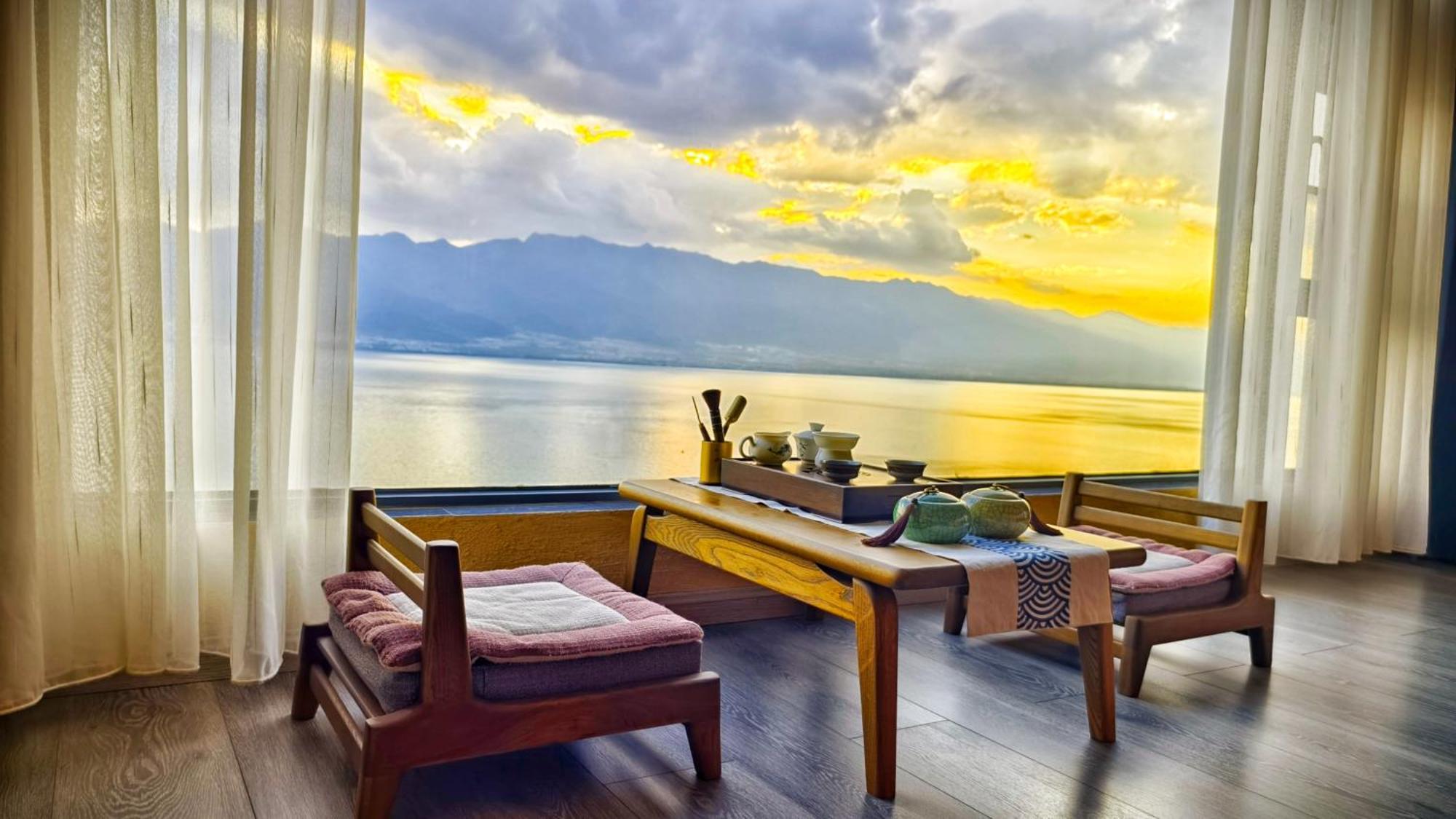 Super Invincible All Seaview Villa ต้าหลี่ ภายนอก รูปภาพ